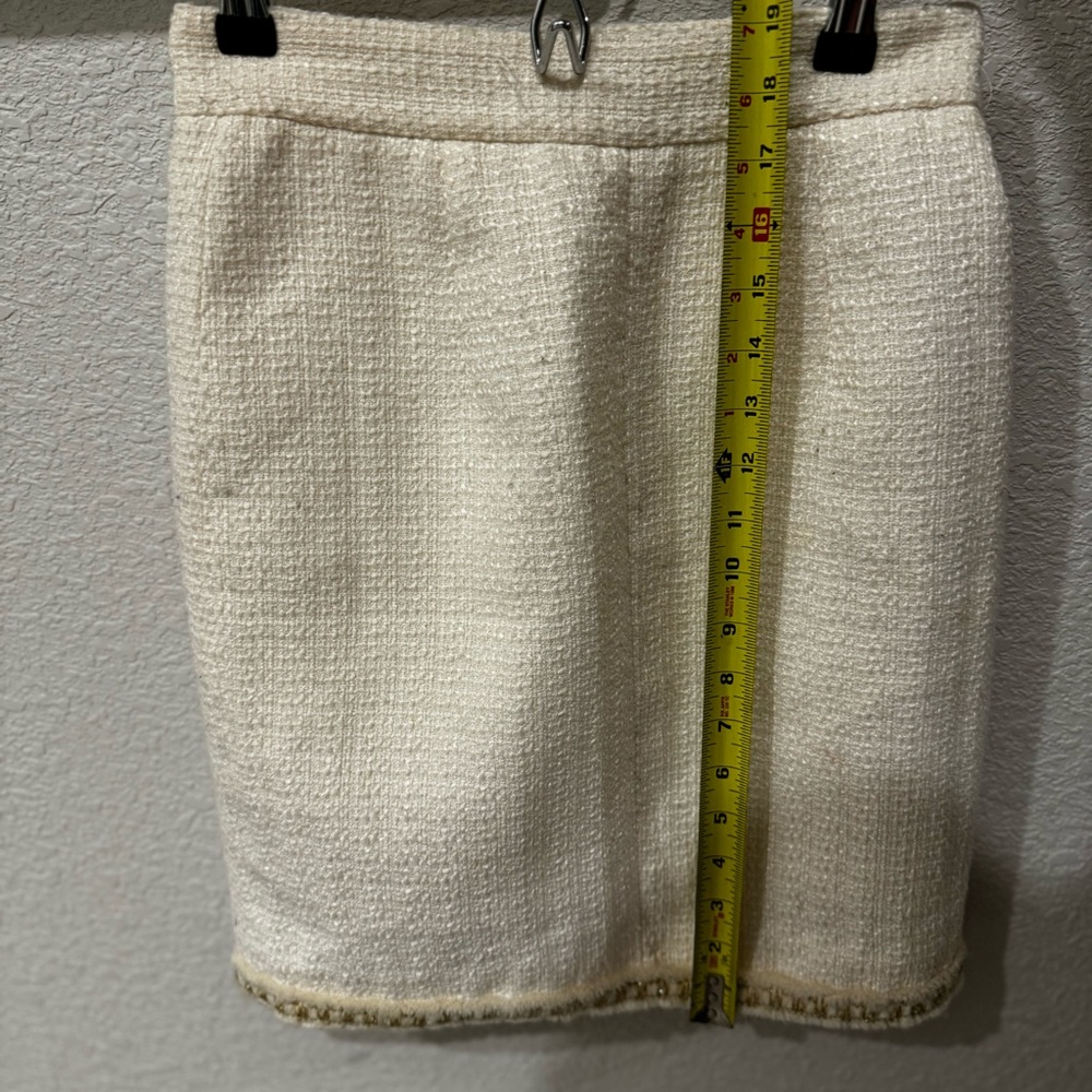 CHANEL Vintage Tweed Pencil Skirt - Picture 10 of 12